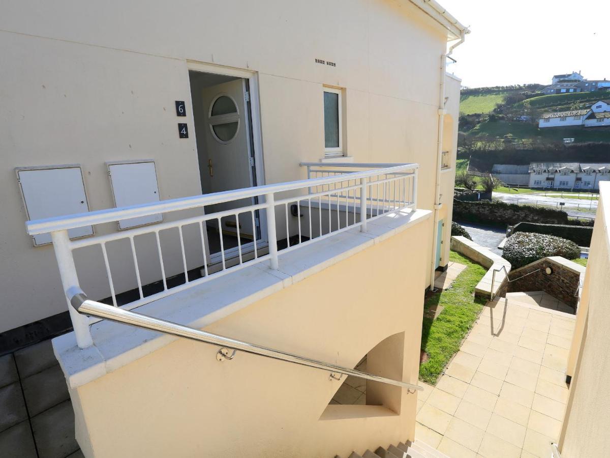 6 Chichester Court Hope Cove Exterior photo